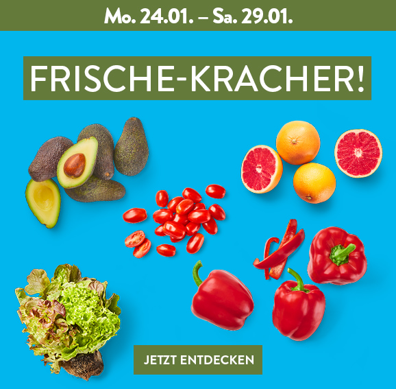 Avocado, Tomaten und weiteres Obst & Gemüse auf blauem Hintergrund erhältlich in deiner Filiale ab Mo 24.01.
